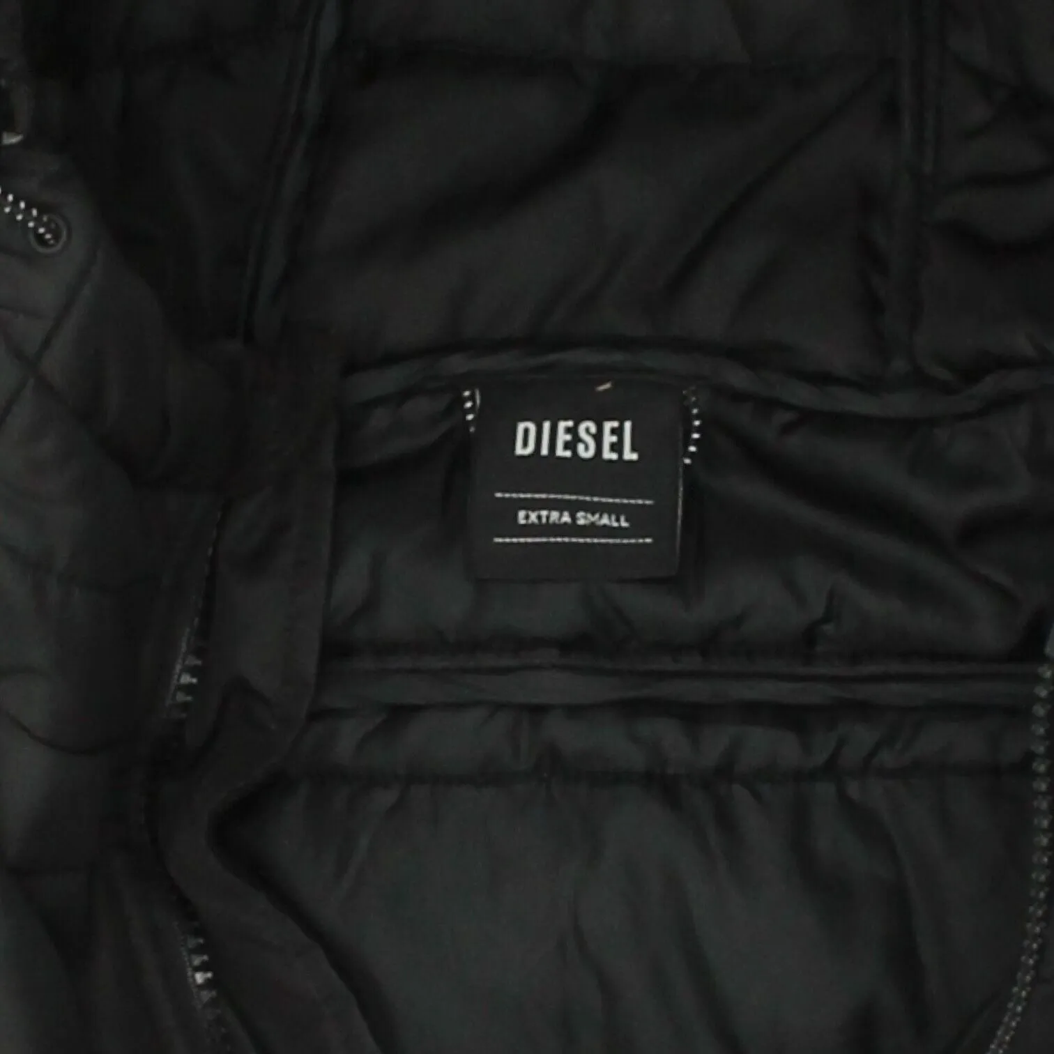 Diesel Chest Logo Mens Black Puffer Jacket | Designer Streetwear Padded Coat VTG
