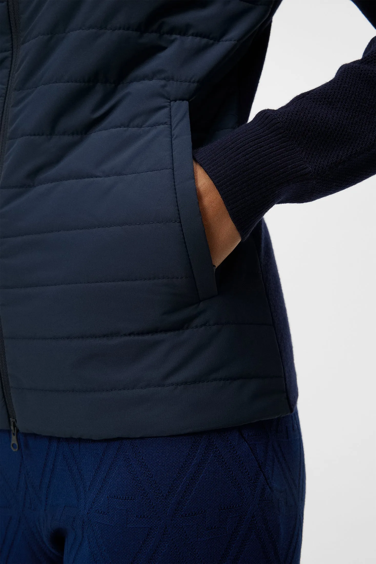 Wren Knitted Hybrid Jacket / JL Navy
